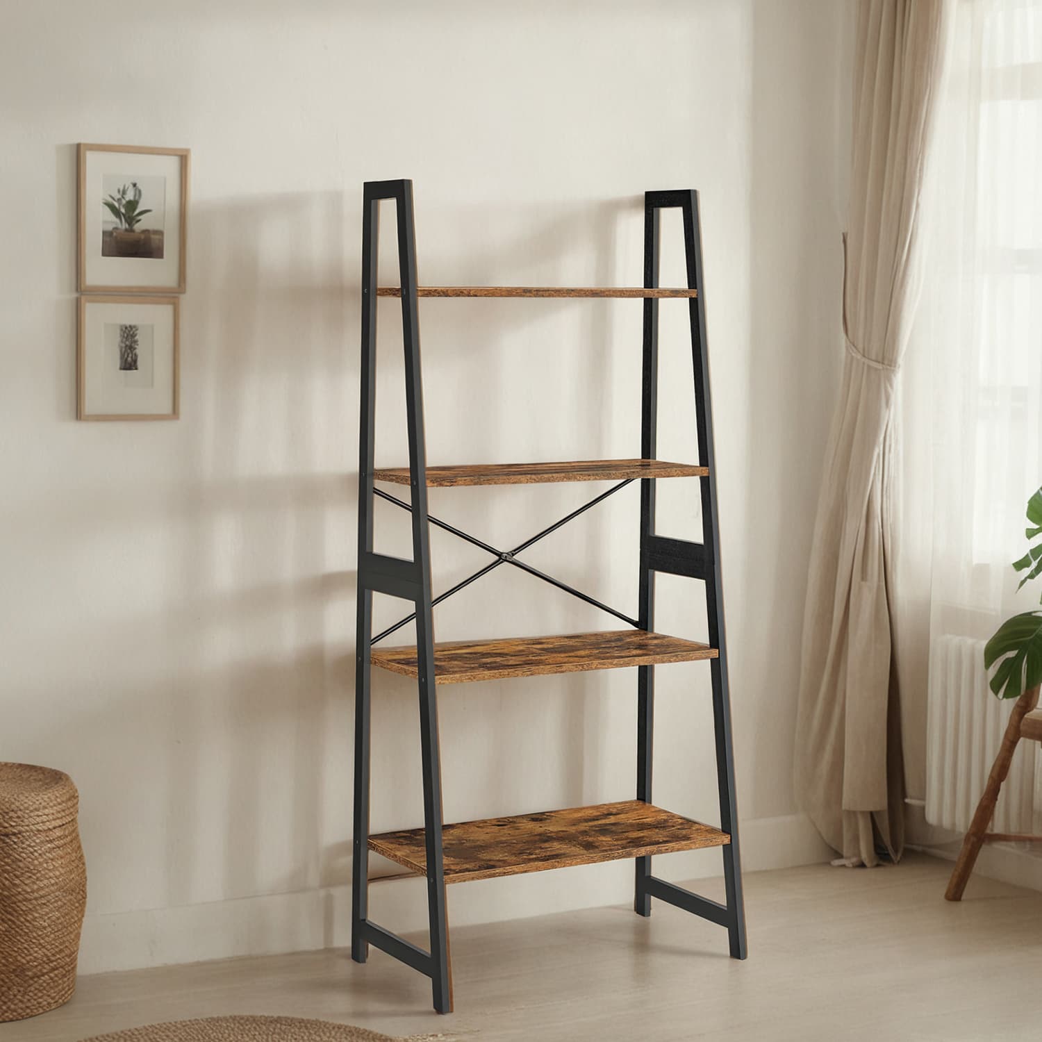 Bücherregal mit Bambusrahmen