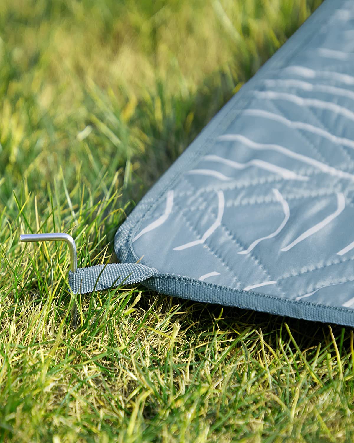 Picknickdecke - Campingdecke - mit 4 Bodenanker - wasserdicht - 200 x 200 cm - Blau