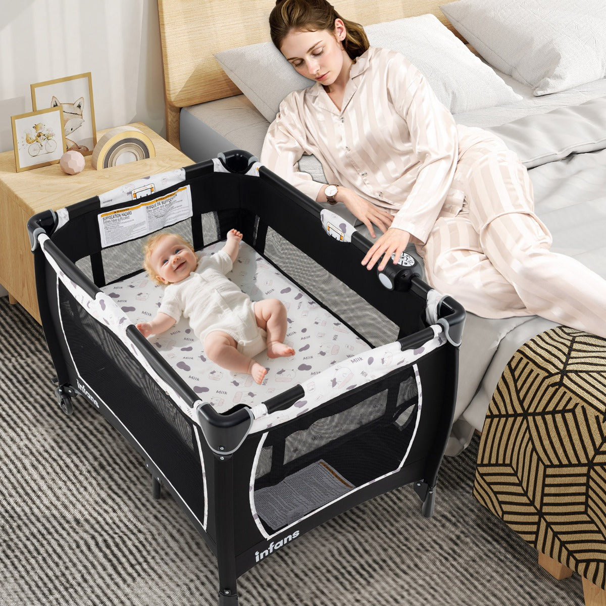 i – Baby Resesäng med Blöjbord och Spjälsäng Madrass Leksaker Ihopfällbar Barnsäng – 5 1 2 – Beige