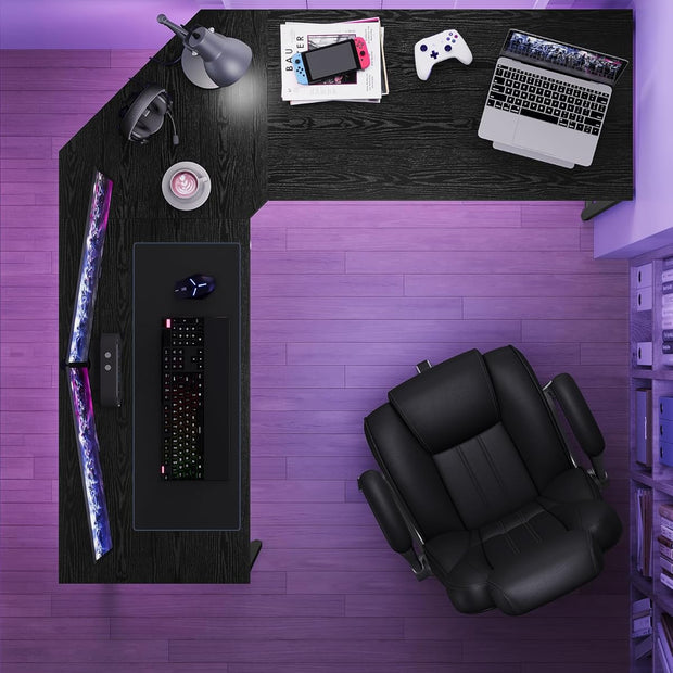 L-förmiger Schreibtisch, einfach eingerichtet