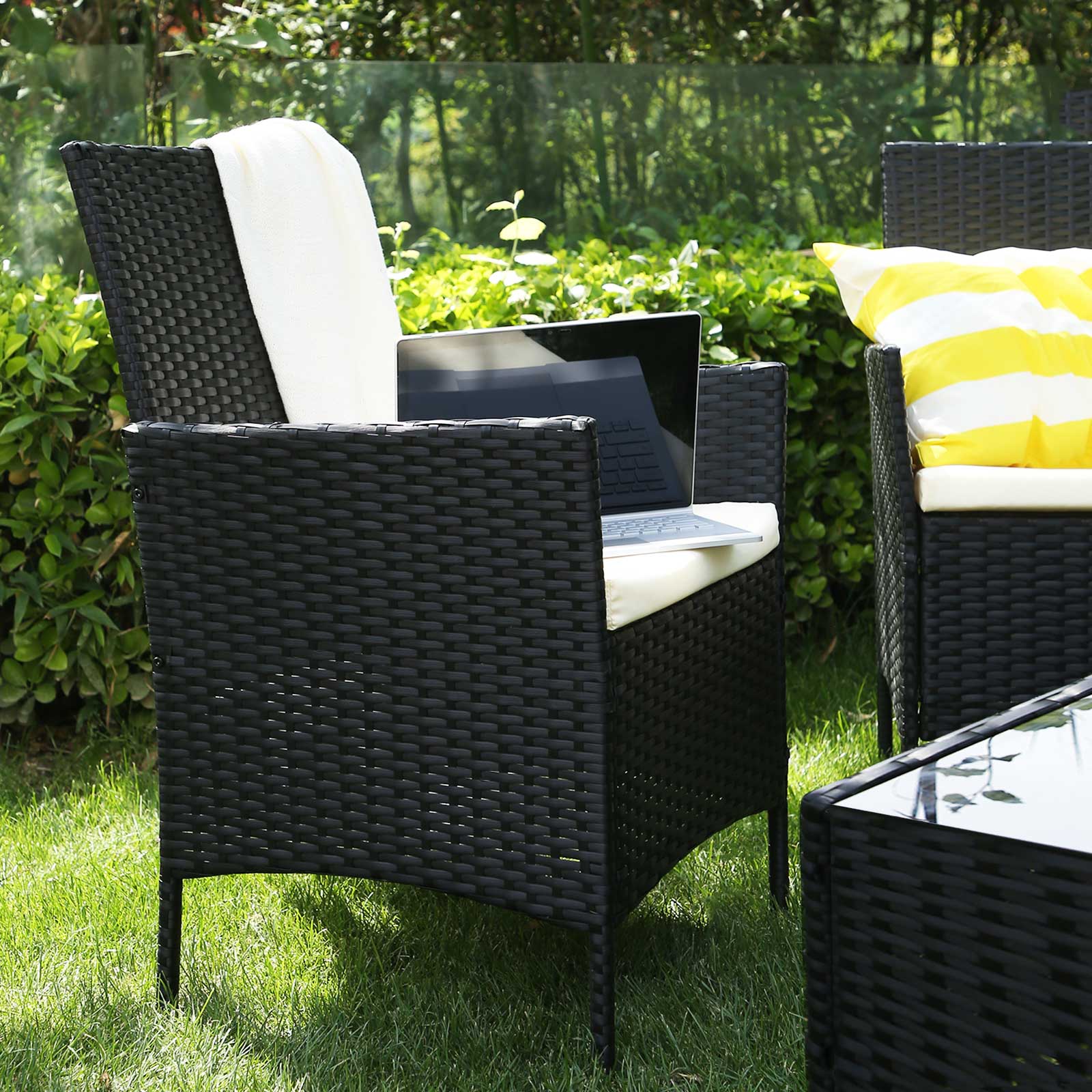 Gartenmöbelset - Loungeset - Rattan -Look - 2 Stühle und Glas Tisch - Schwarz