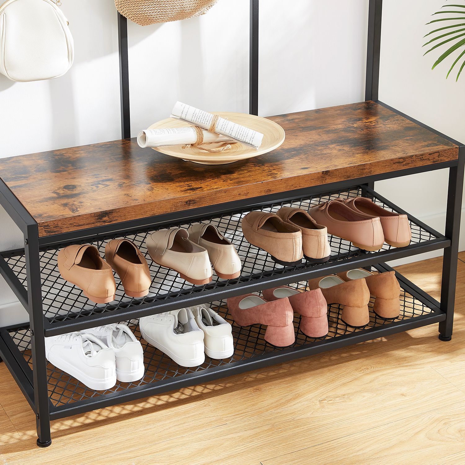 Kleiderregal mit Sofa - 12 Kleiderhaken - Schuhregal - Industrielles Design - Stabiler Stahlrahmen