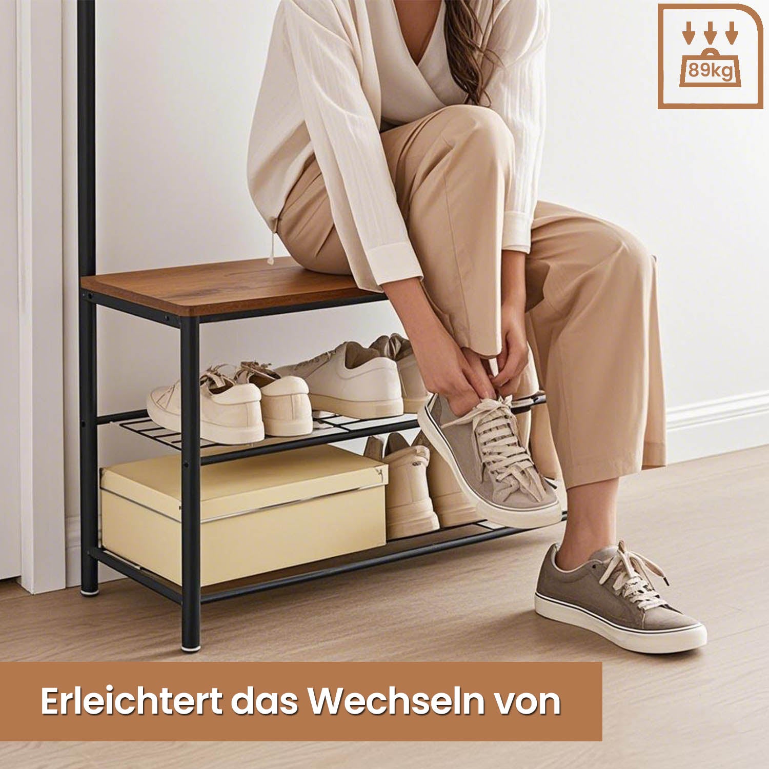Kleidungsregal - abgelöster Kleidungsständer mit Stauraum