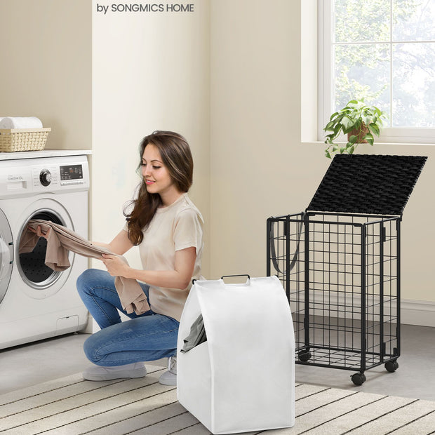 Wäschereikorb und Wäsche-Raum-ink-Schwarz-Wölnwit