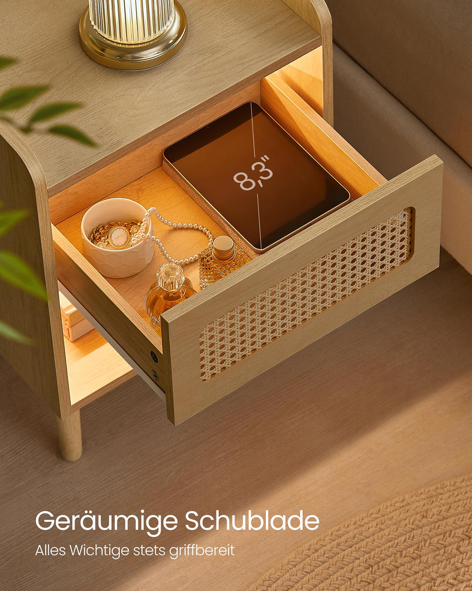 Bohoven -Kollektion - Nachttisch mit Ladestation und Bewegungsdetektor, Oak Beige