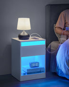 Nachttisch mit LED -Beleuchtung moderner Wolkwit