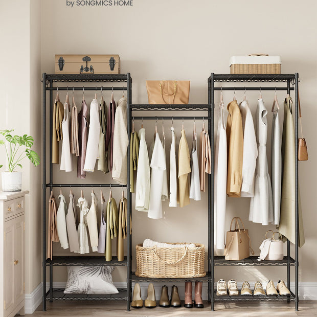 Kleiderschrank - offen - mit einstellbaren Regalen