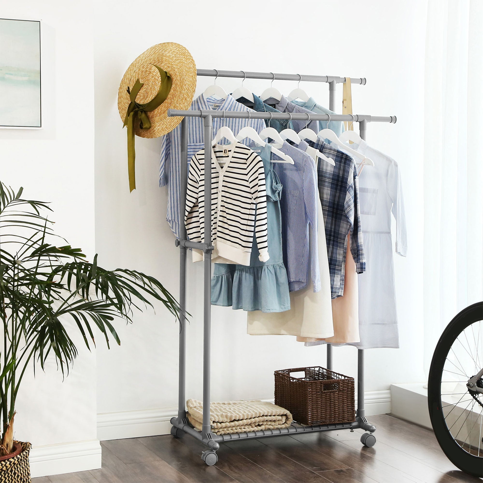 Kleiderregal an Rädern - Doppelstange - Ausziehbar - max. Belastungskapazität 70 kg - schwarz