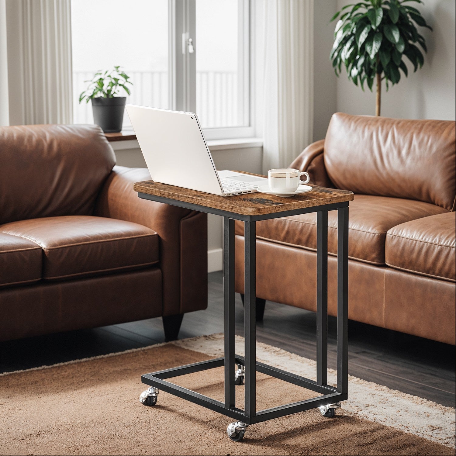 Seitentisch auf Rädern-C-förmigen Couchtisch, industrielles Design