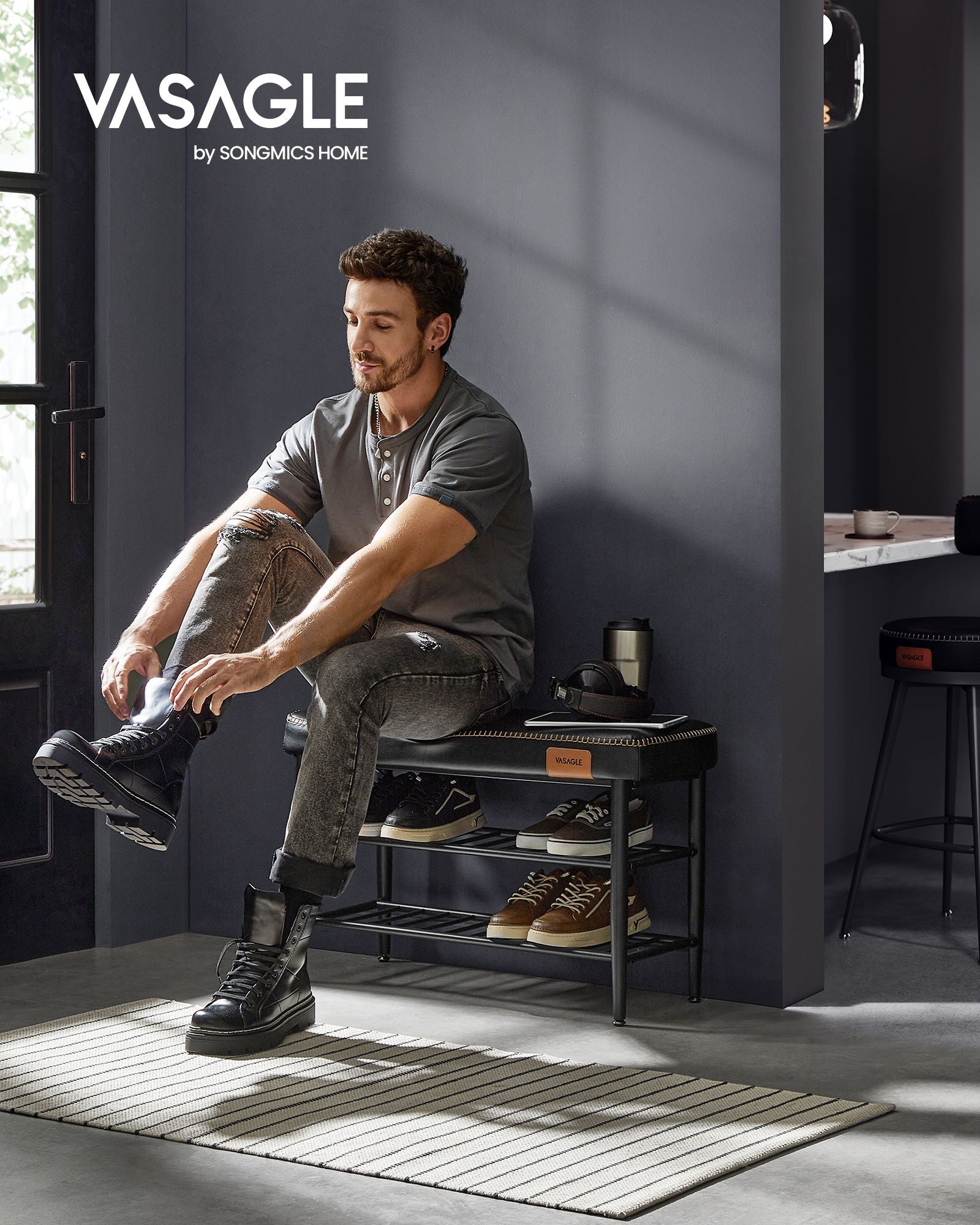 Ekho -Kollektion - Schuhe Bank - modern und stilvoll