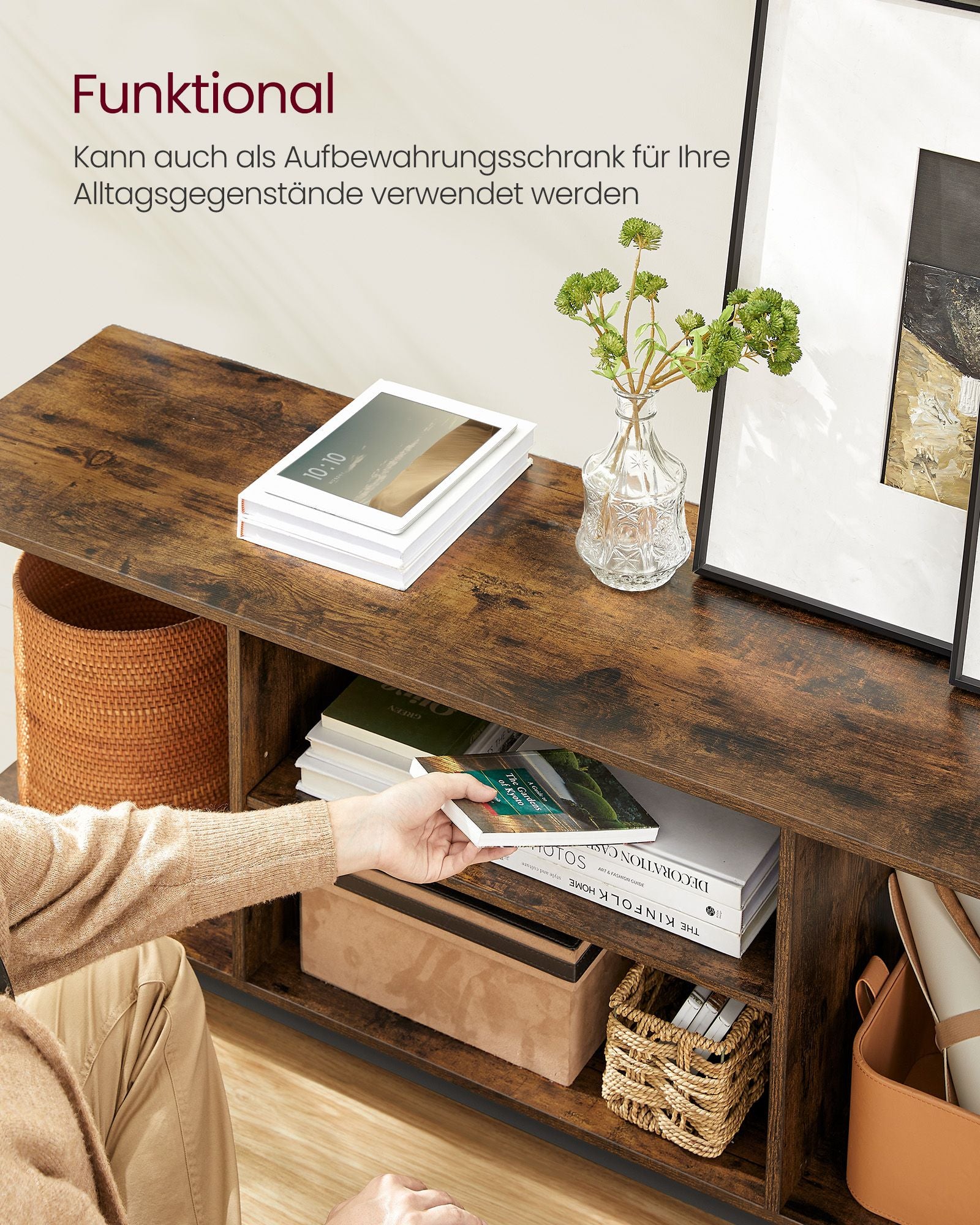 TV-Möbel mit offenen Fächern, die für Fernseher bis zu 65 Zoll möglich sind