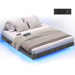 Bedframe - 200 x 160 x 26 cm - zwevend effect - ledverlichting - gestoffeerde zijpanelen - 2 stopcontacten - 2 USB-A-poorten - 1 USB-C-poort - leigrijs - draagvermogen tot 500 kg