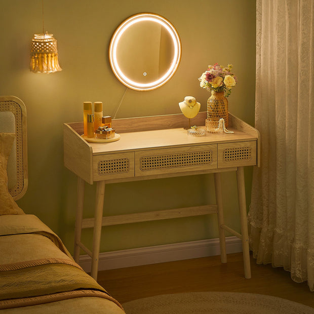 Schminktisch mit Spiegel und Laden im Boho -Stil