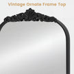 Väggspegel, – gyllene traditionell vintage barockspegel, antik bågspegel – 90 cm × 61 cm