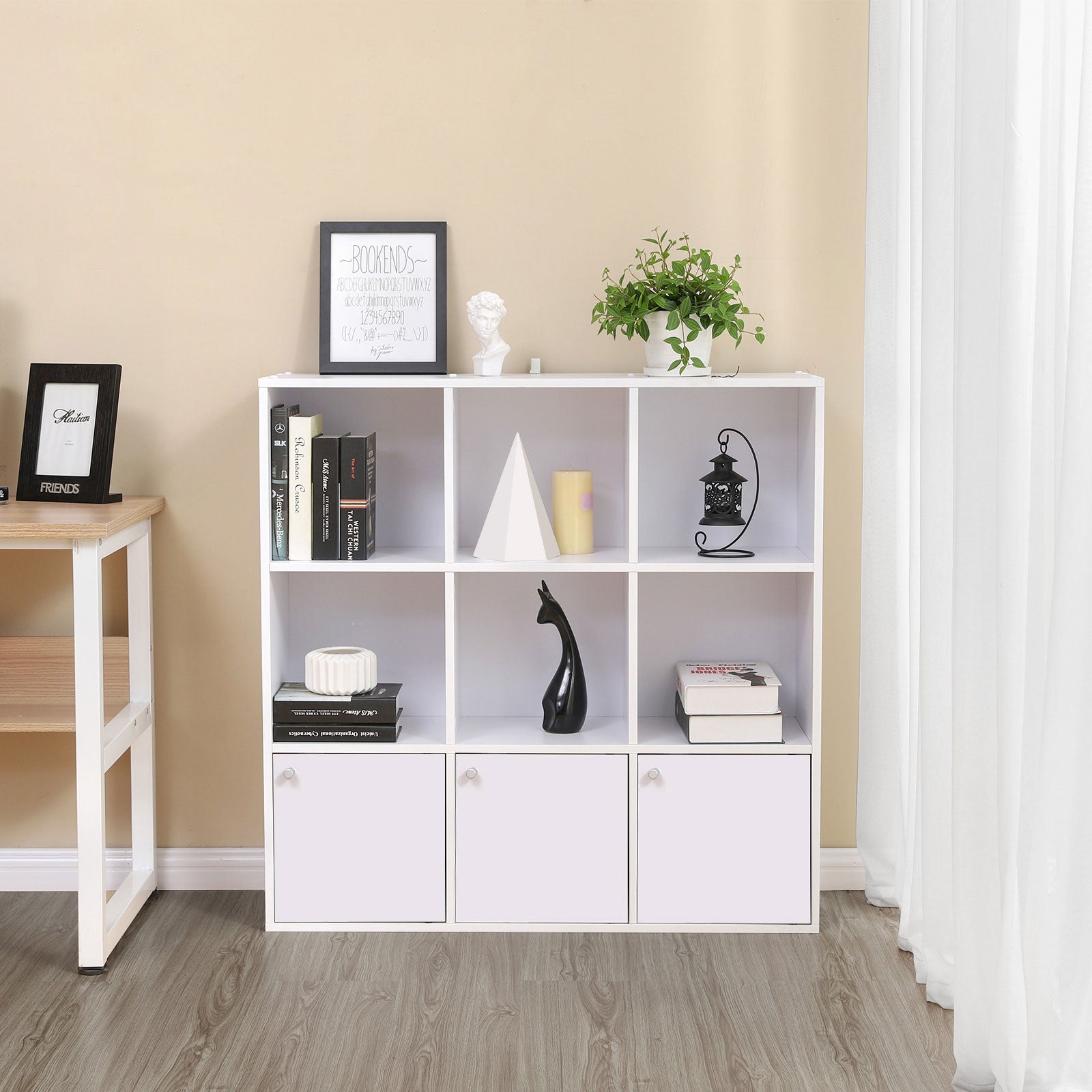 Bücherregal - losgelöst - Cubus -Kabinett - 9 Fächer - Weiß