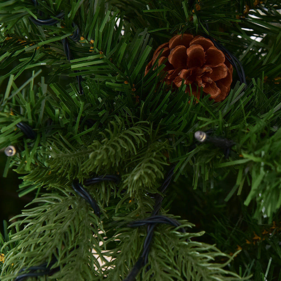 Konstgjord – julgran med LED ljus Grön – 210/225/240 cm 240 cm – Varmvit