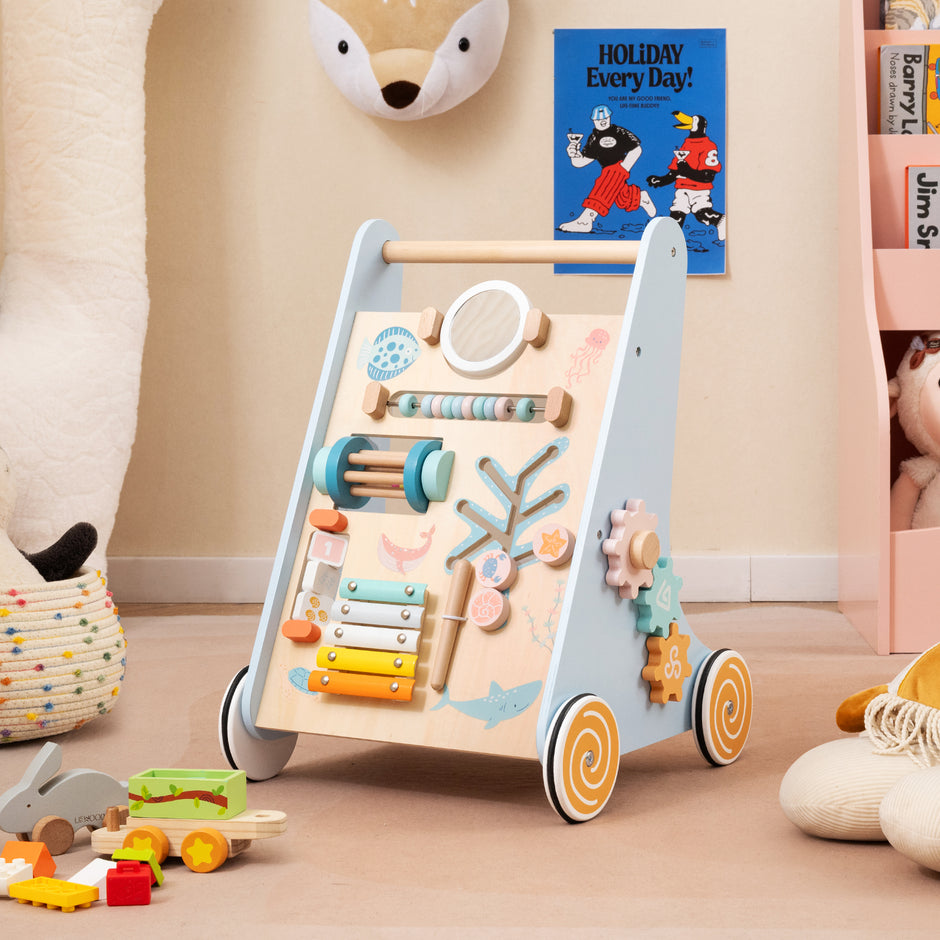 Träkvagn – i trä för att skjuta och dra, Montessori baby gåhjälp med hjul – Blå