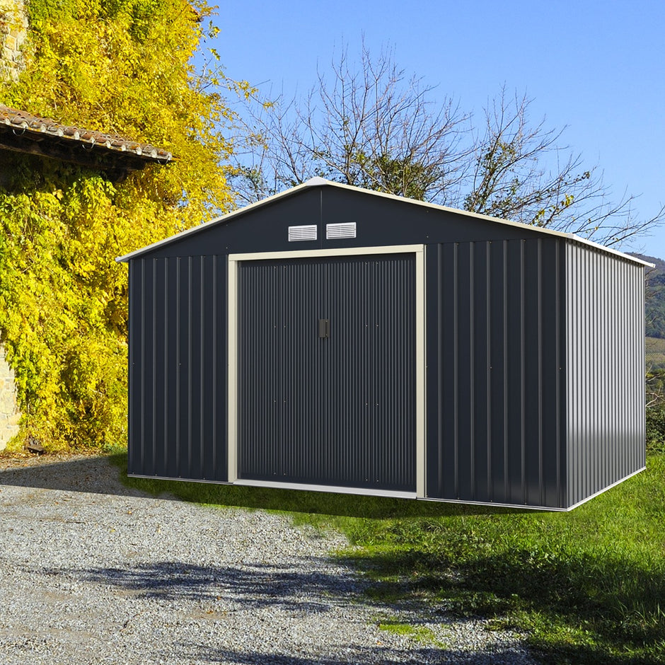 Verktygsskjul – i metall med luftventiler och skjutdörr låsbart Utomhus (endast verktygsskjul) – 4 340 x 255 x 210 cm – Grå