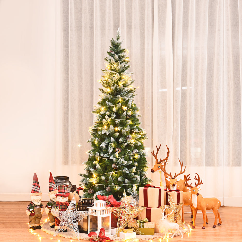 Snötäckt – julgran med metallställ och spetsiga PVC nålar – 630 180 cm – Grön