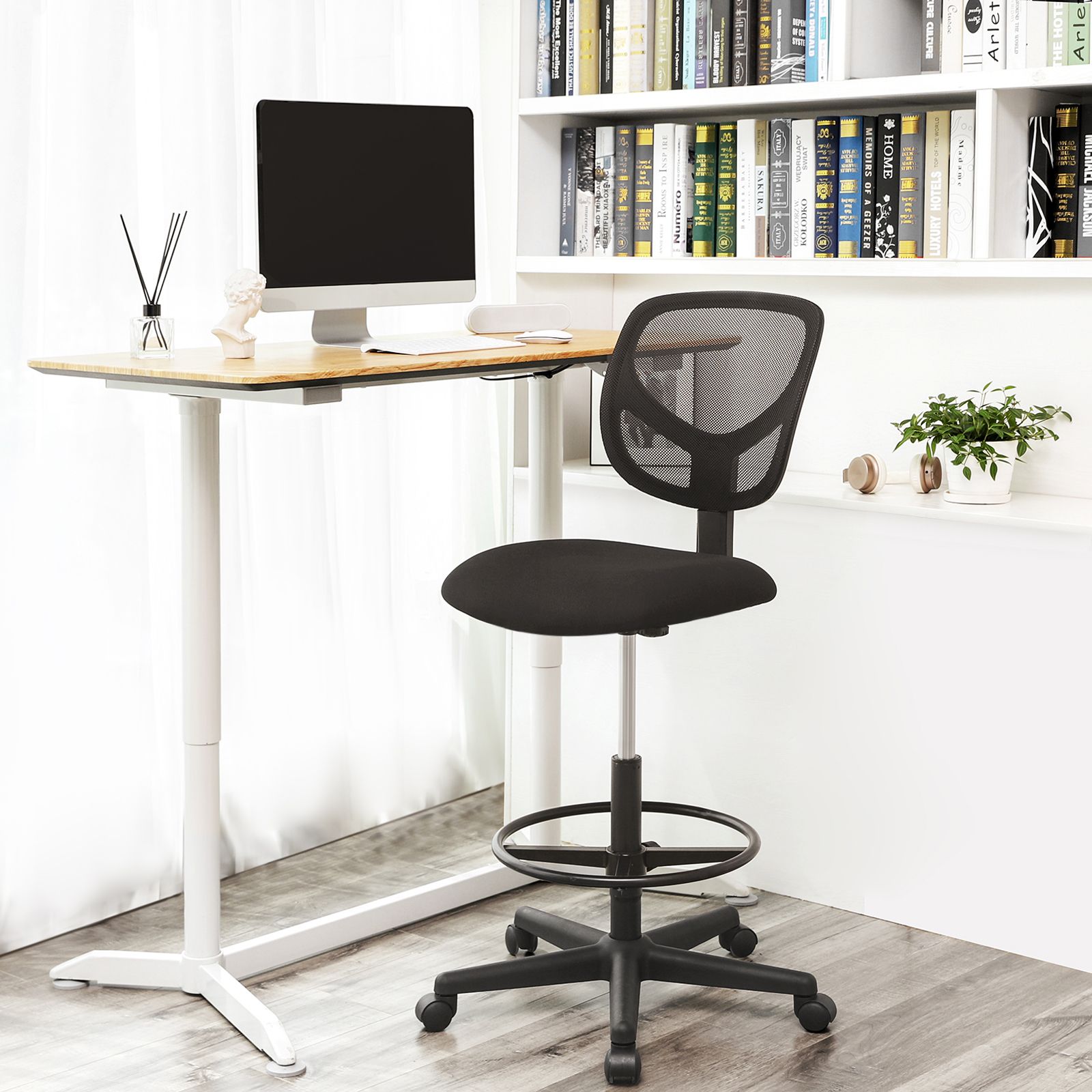 Office Stuhl - mit verstellbarem Fußring - Atmungsaktives Netzwerk - Schwarz