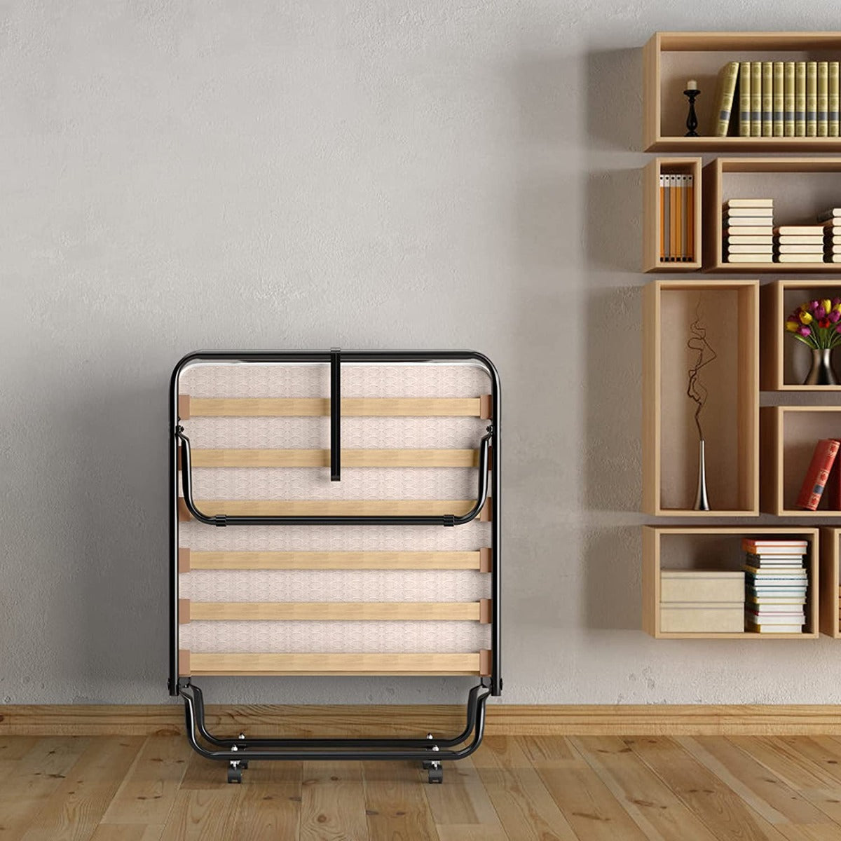 Bärbar – gästsäng på hjul med memory foam madrass Ljus tillverkad i Italien Ursprung: – 80 x 190 x 33 cm – Beige